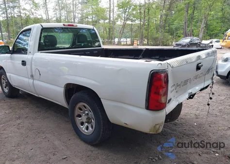 2004 Chevrolet Silverado 1500 Work Truck from USA, damaged, VIN 1GCEC14T24Z121685